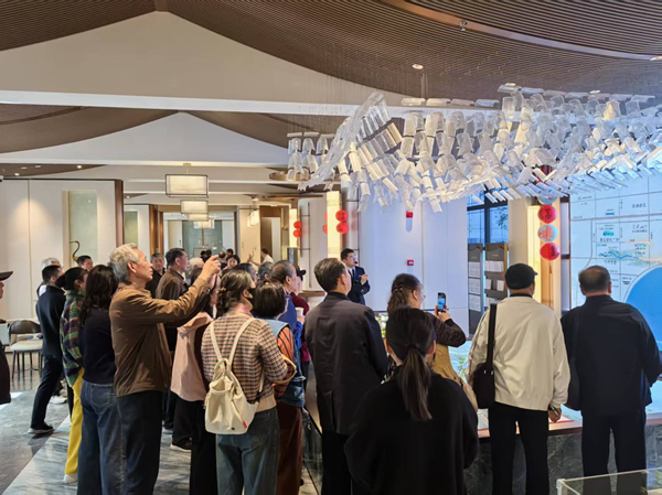 康养+旅游，，，，，，激活墟落振兴新引擎