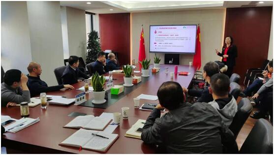 安徽bevictor伟德官网地产集团公司召开党委理论学习中心组第十二次学习扩大会